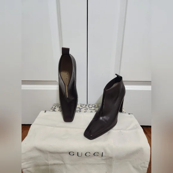 VINTAGE Gucci Chocolate Brown Ankle Booties Slip On Size 8M - Picture 3 of 8